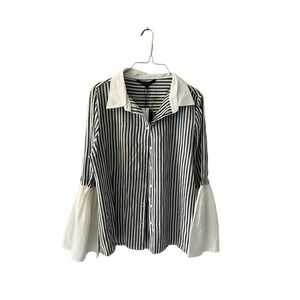 Walter Baker Button-Up Shirt Women SZ L Black/White‎ Stripped Long Ruffle Sleeve